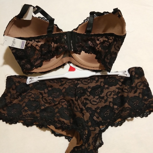 NWT Champagne and Black Lace Bra Set 38DD - Picture 2 of 5